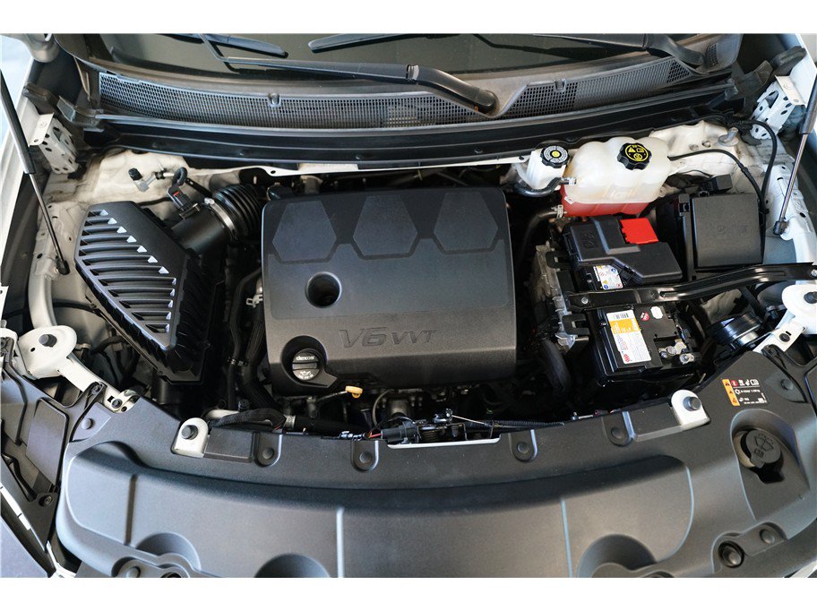 Used 2020 Chevrolet Traverse LT FWD image 10