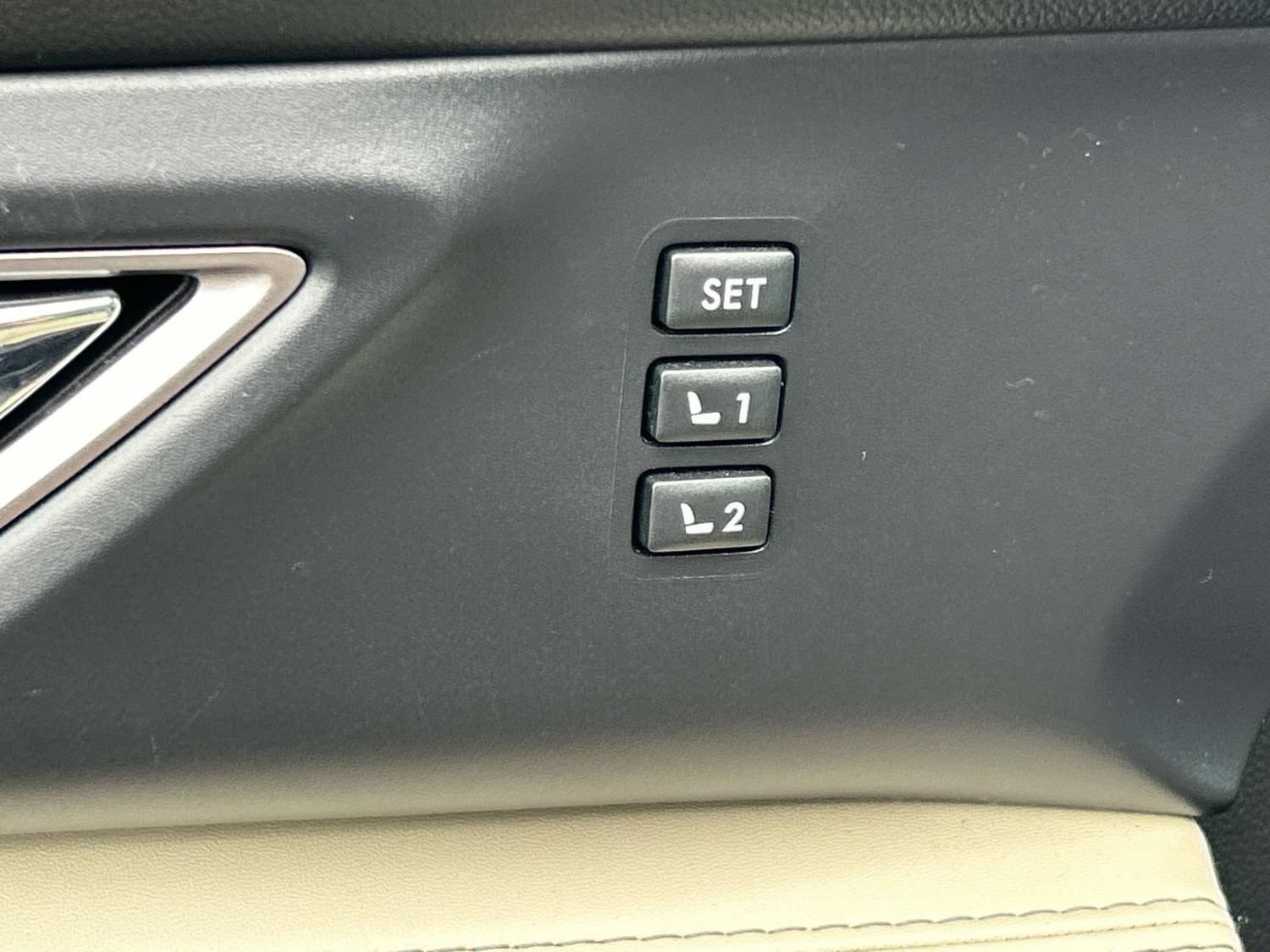 Used 2019 Subaru Ascent Limited w/ Popular Package #3 AWD/4WD image 28