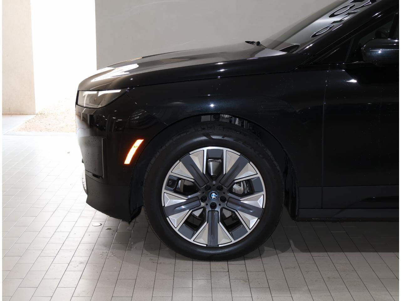 Certified 2024 BMW iX xDrive50 AWD/4WD image 4