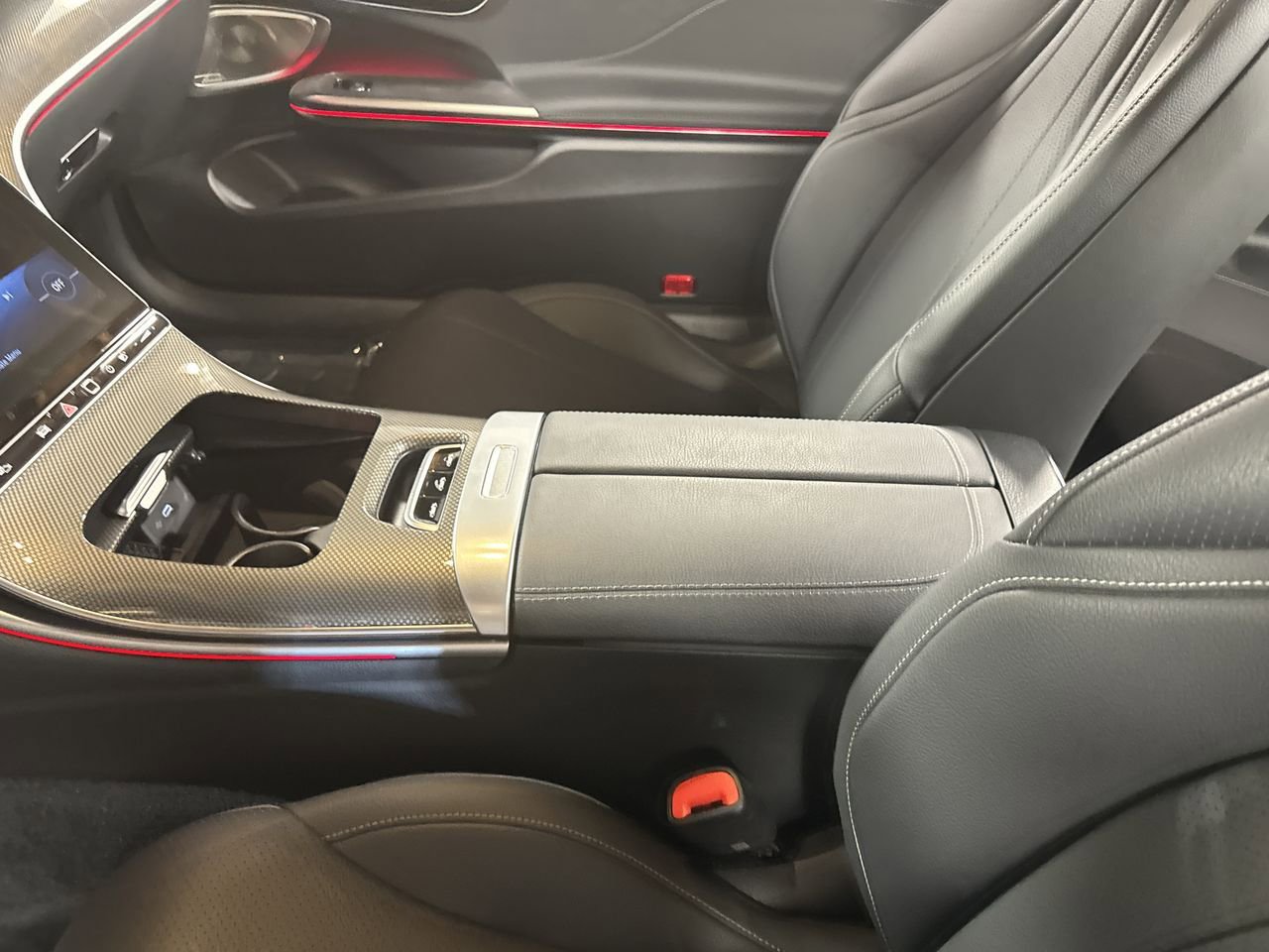 Used 2024 Mercedes-Benz CLE 300 4MATIC Cabriolet image 29