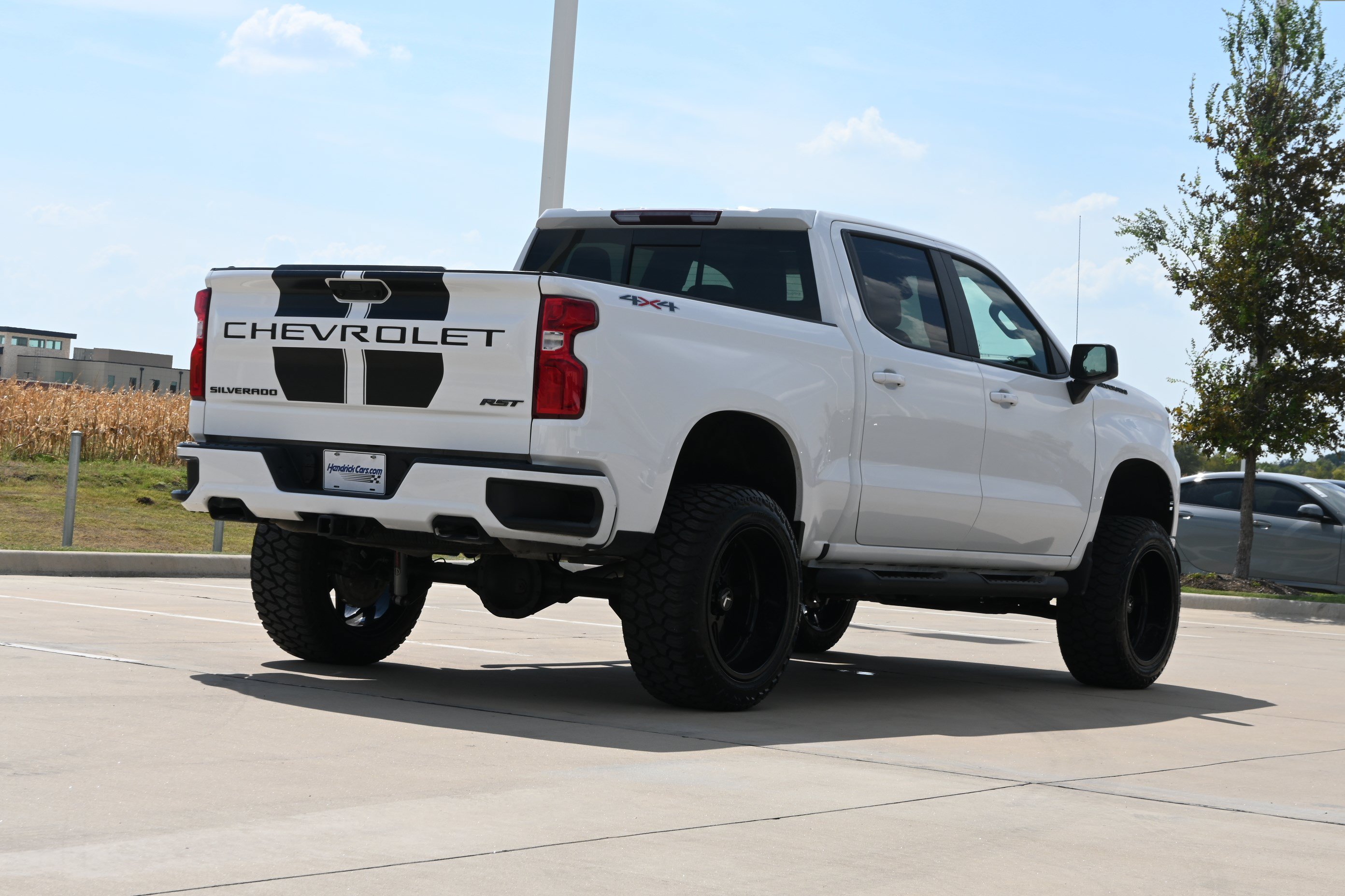 Used 2024 Chevrolet Silverado 1500 RST w/ Rally Edition AWD/4WD image 9