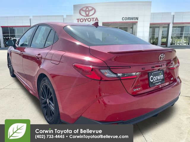 Used 2025 Toyota Camry SE FWD image 3