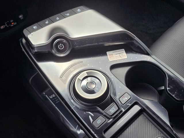 New 2026 Kia EV6 Wind AWD/4WD image 32
