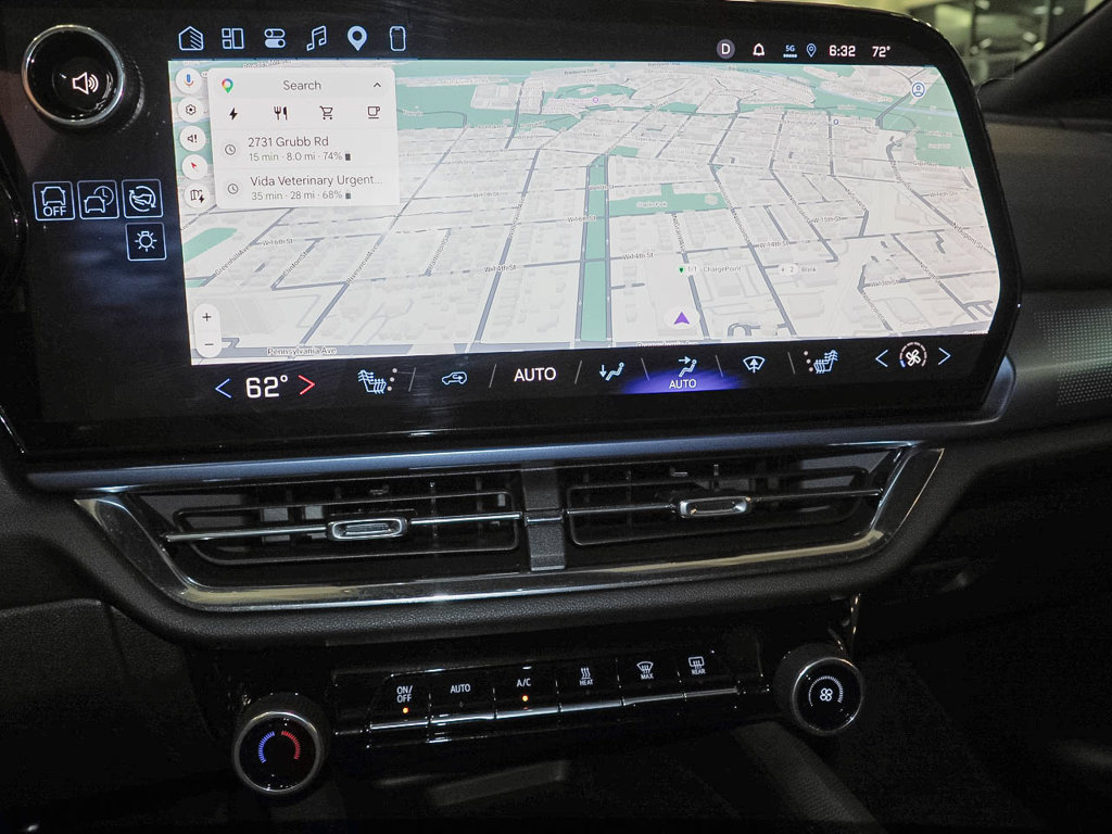 New 2026 Chevrolet Equinox EV LT AWD/4WD image 8