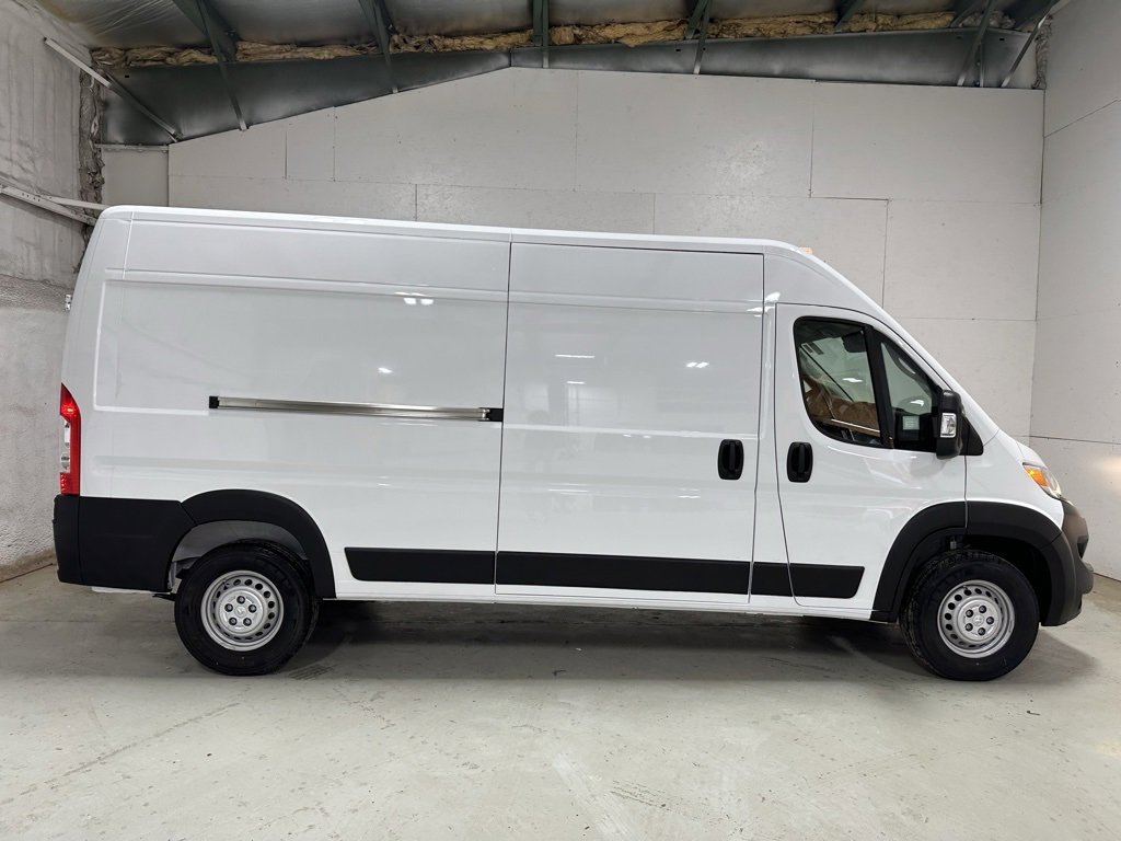 New 2024 RAM ProMaster 3500 w/ Convenience Group image 6