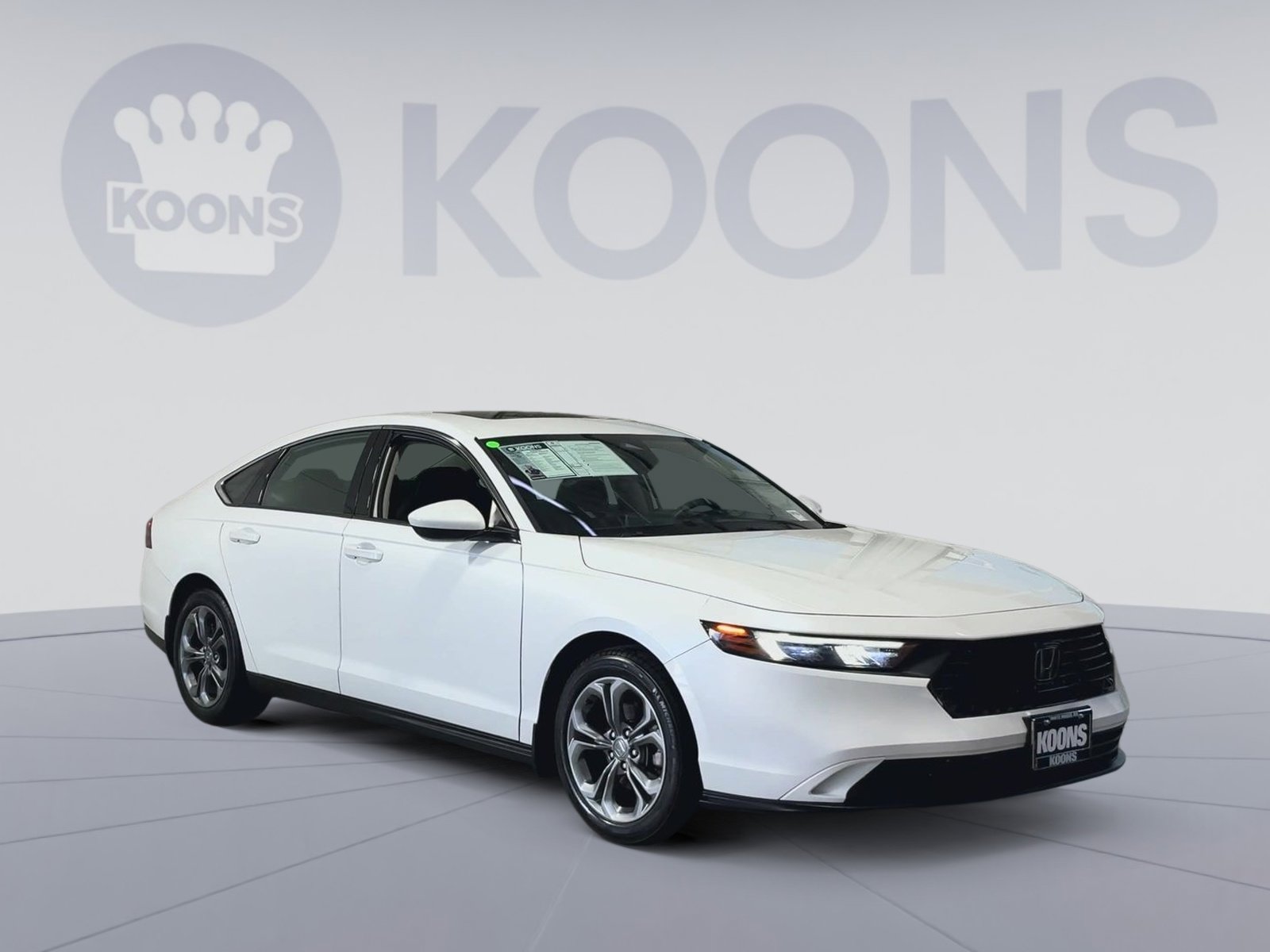 Used 2024 Honda Accord EX image 2