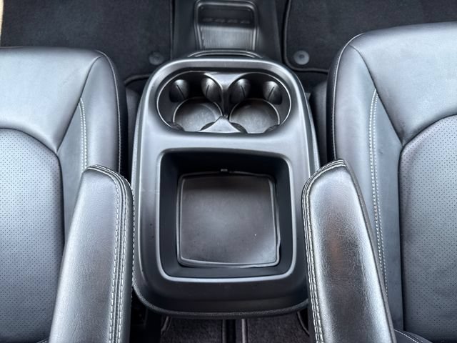 Used 2025 Chrysler Pacifica Select FWD image 35