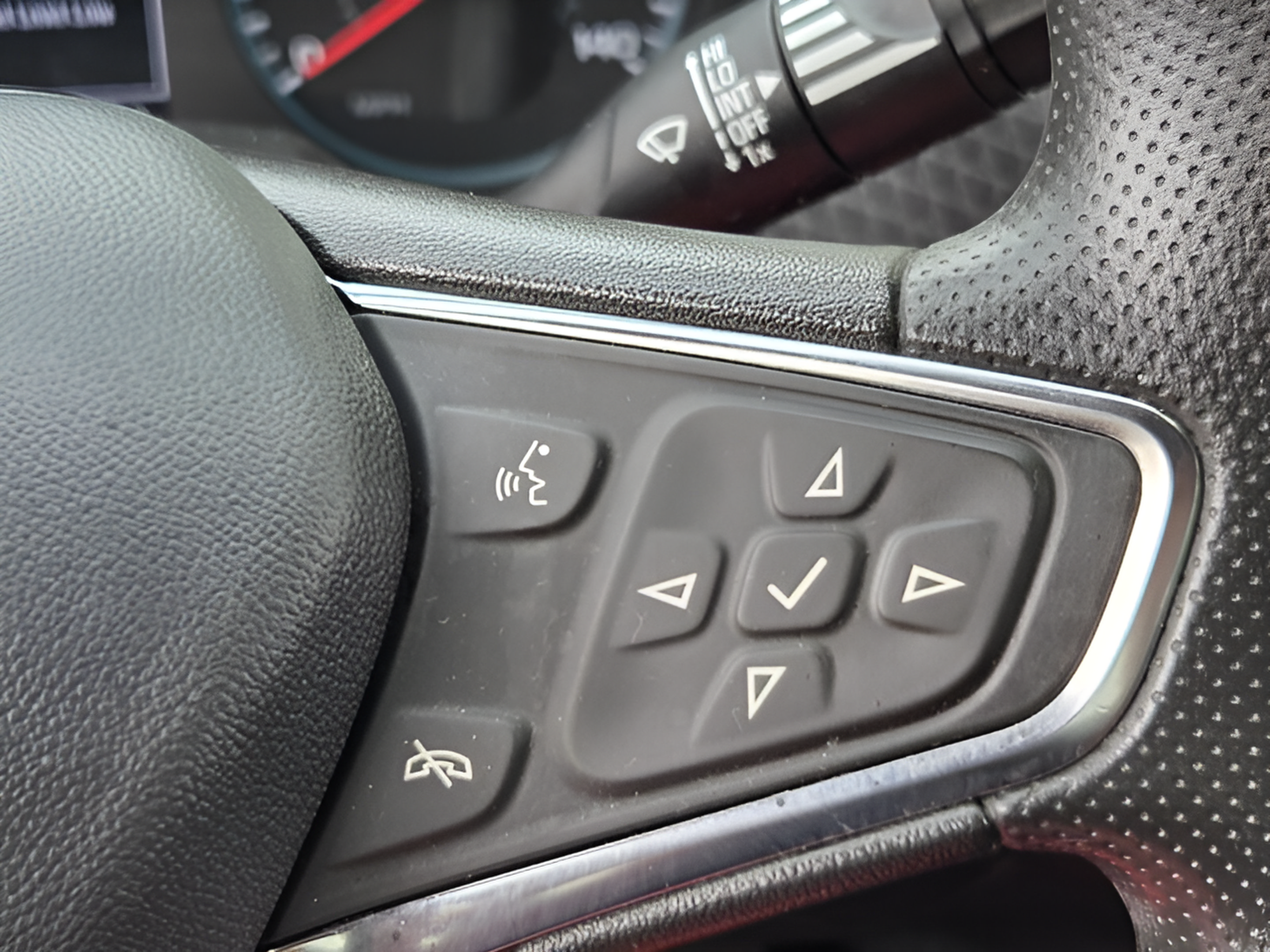 Used 2024 Chevrolet Malibu LT FWD image 20