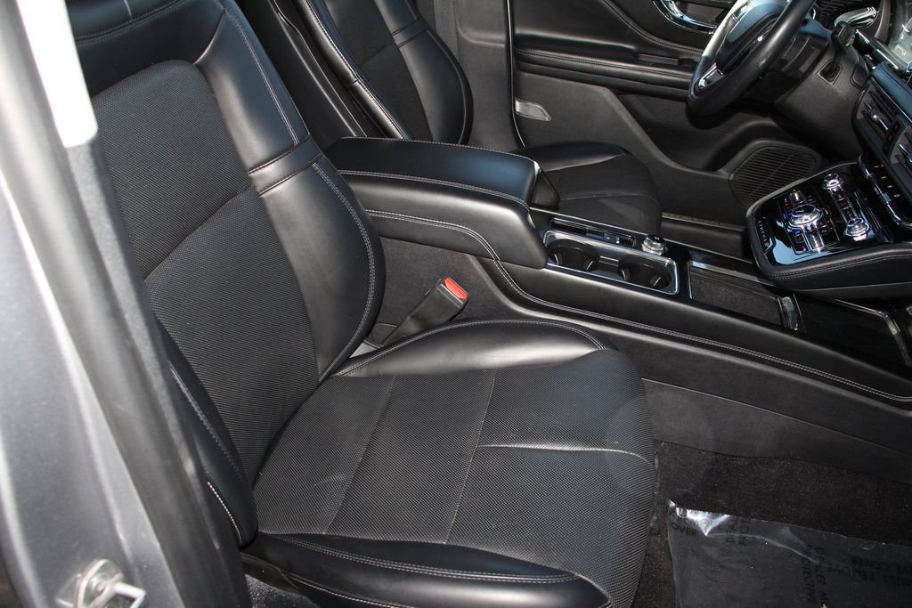 Certified 2021 Lincoln Corsair FWD w/ Premium Package image 23
