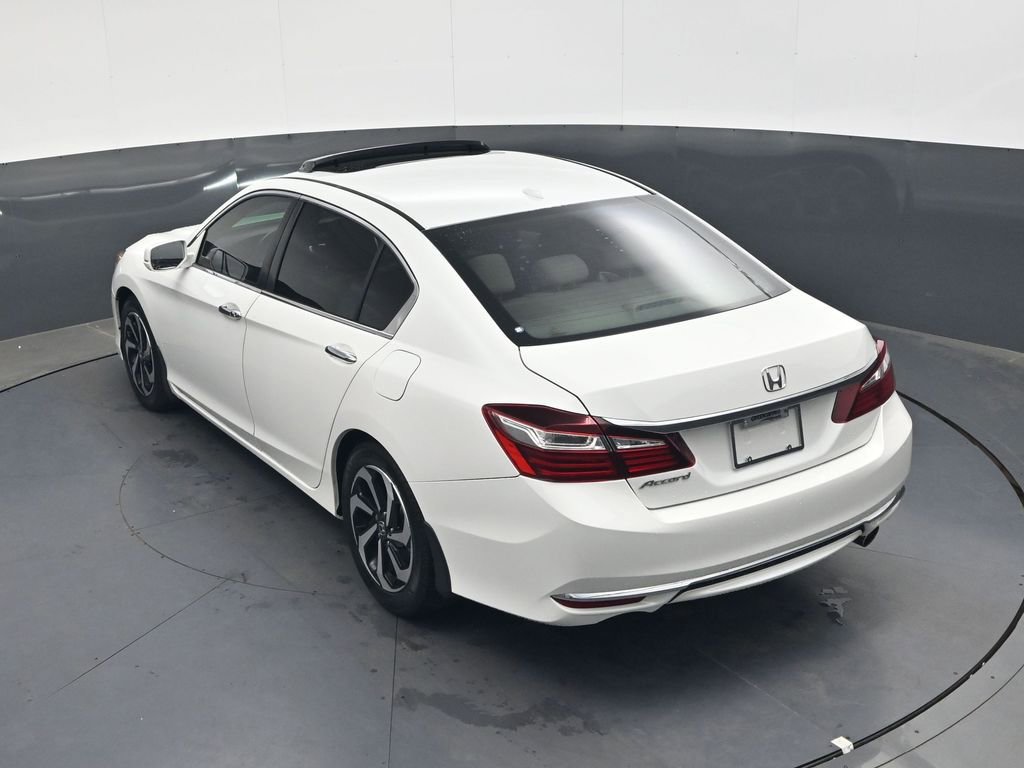 Used 2017 Honda Accord EX image 20