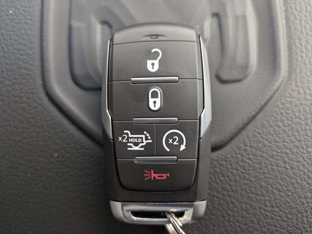 New 2026 RAM 2500 Laramie AWD/4WD image 30