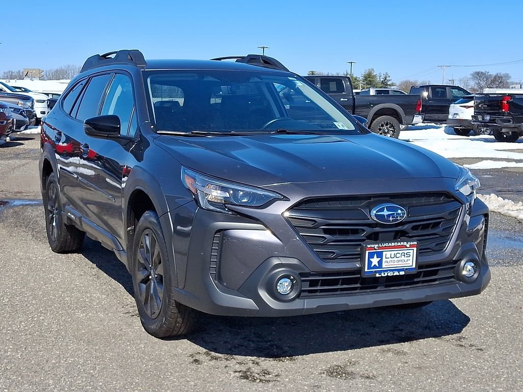 Used 2023 Subaru Outback Onyx Edition image 2
