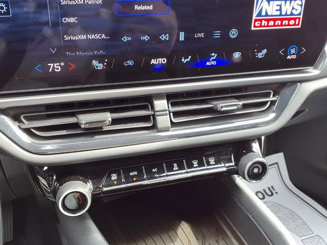 Used 2024 Chevrolet Equinox EV RS image 9