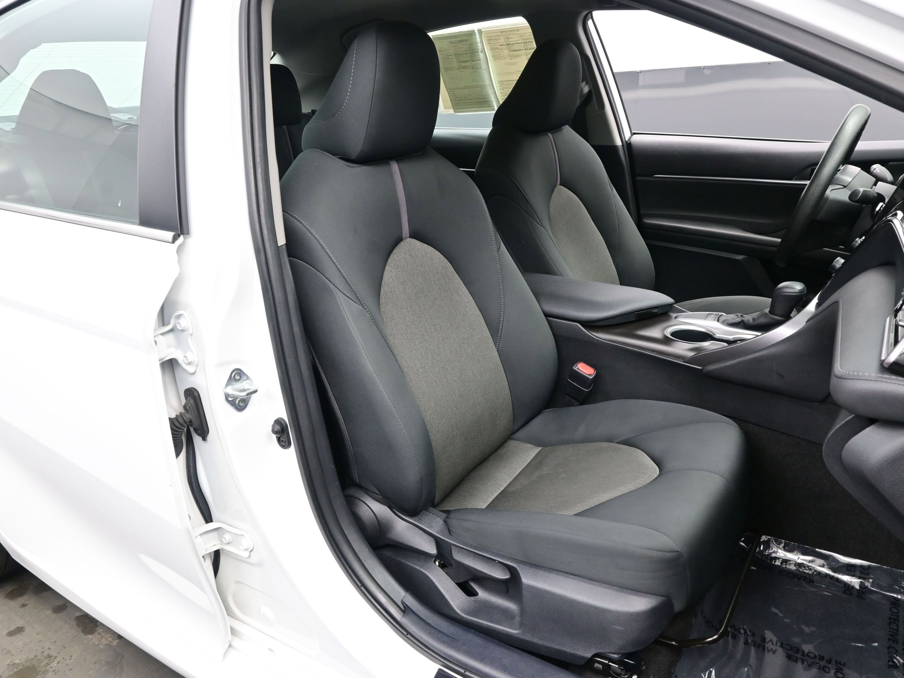 Used 2024 Toyota Camry LE image 14