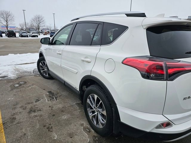 Used 2016 Toyota RAV4 XLE w/ Convenience Package image 6