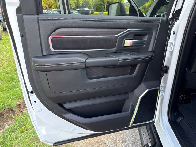 New 2026 RAM 2500 Laramie w/ Night Edition AWD/4WD image 22