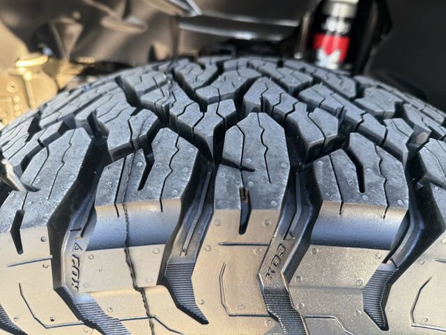 Used 2021 Jeep Gladiator Rubicon w/ Trailer Tow Package image 31