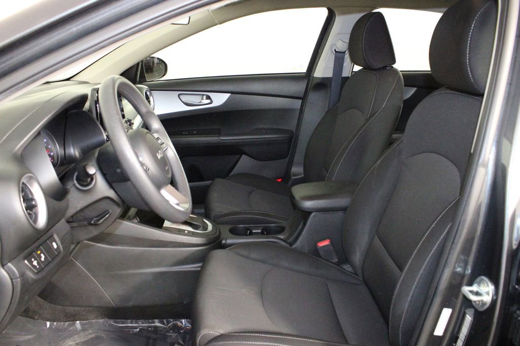Used 2023 Kia Forte LXS w/ LXS Technology Package image 10