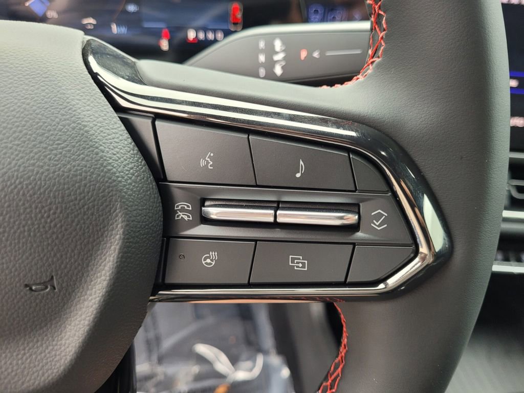 New 2026 Chevrolet Equinox EV RS FWD image 36