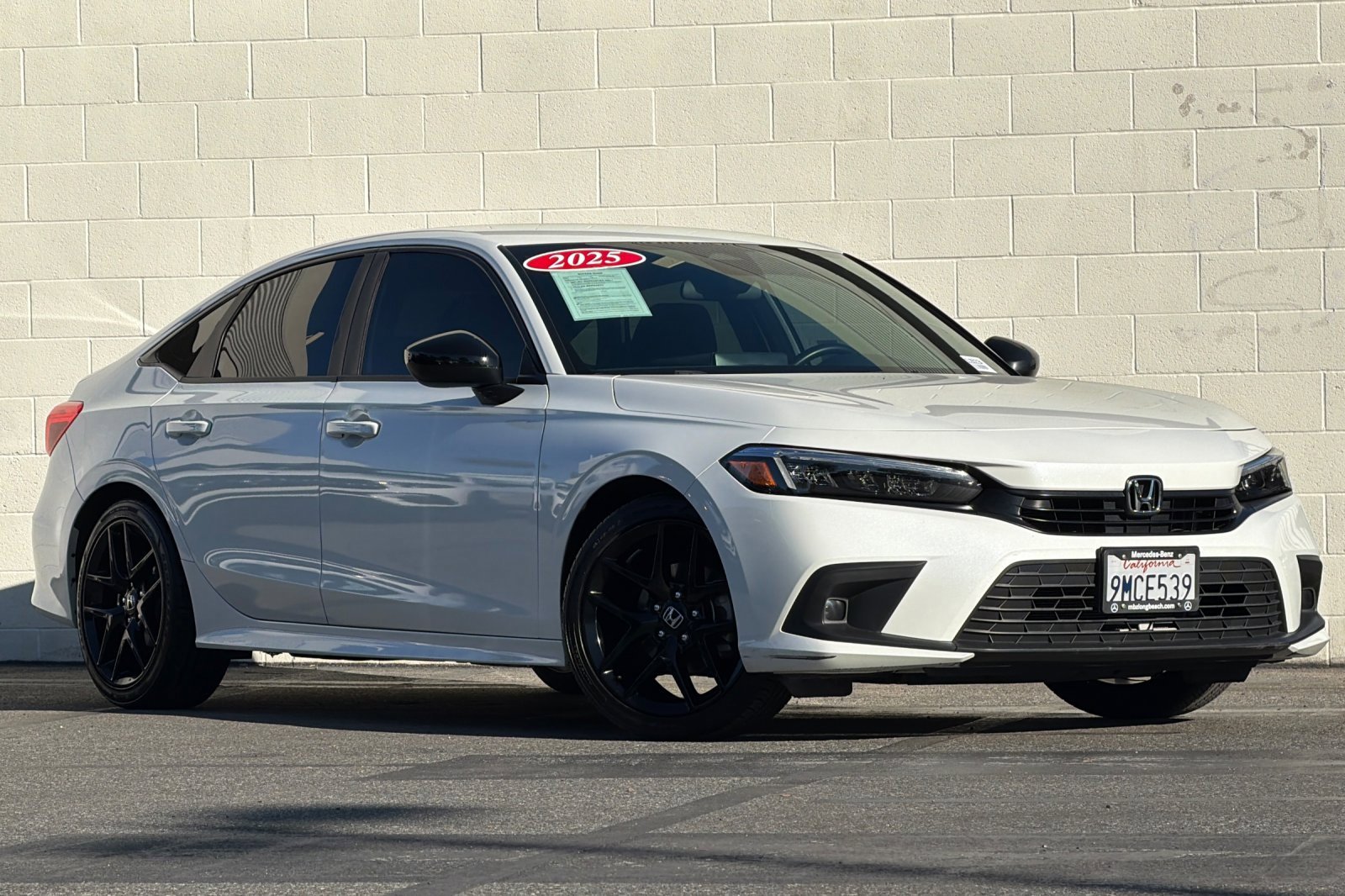 Used 2024 Honda Civic Sport image 2