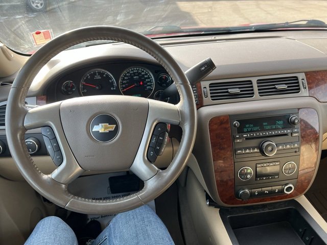 Used 2012 Chevrolet Suburban LT w/ Luxury Package image 19