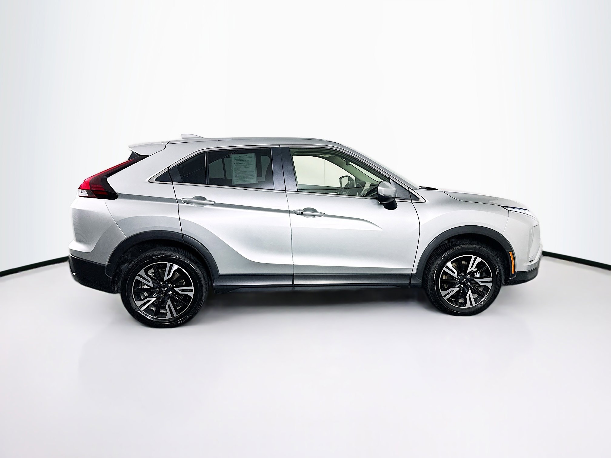 Used 2025 Mitsubishi Eclipse Cross SE image 10