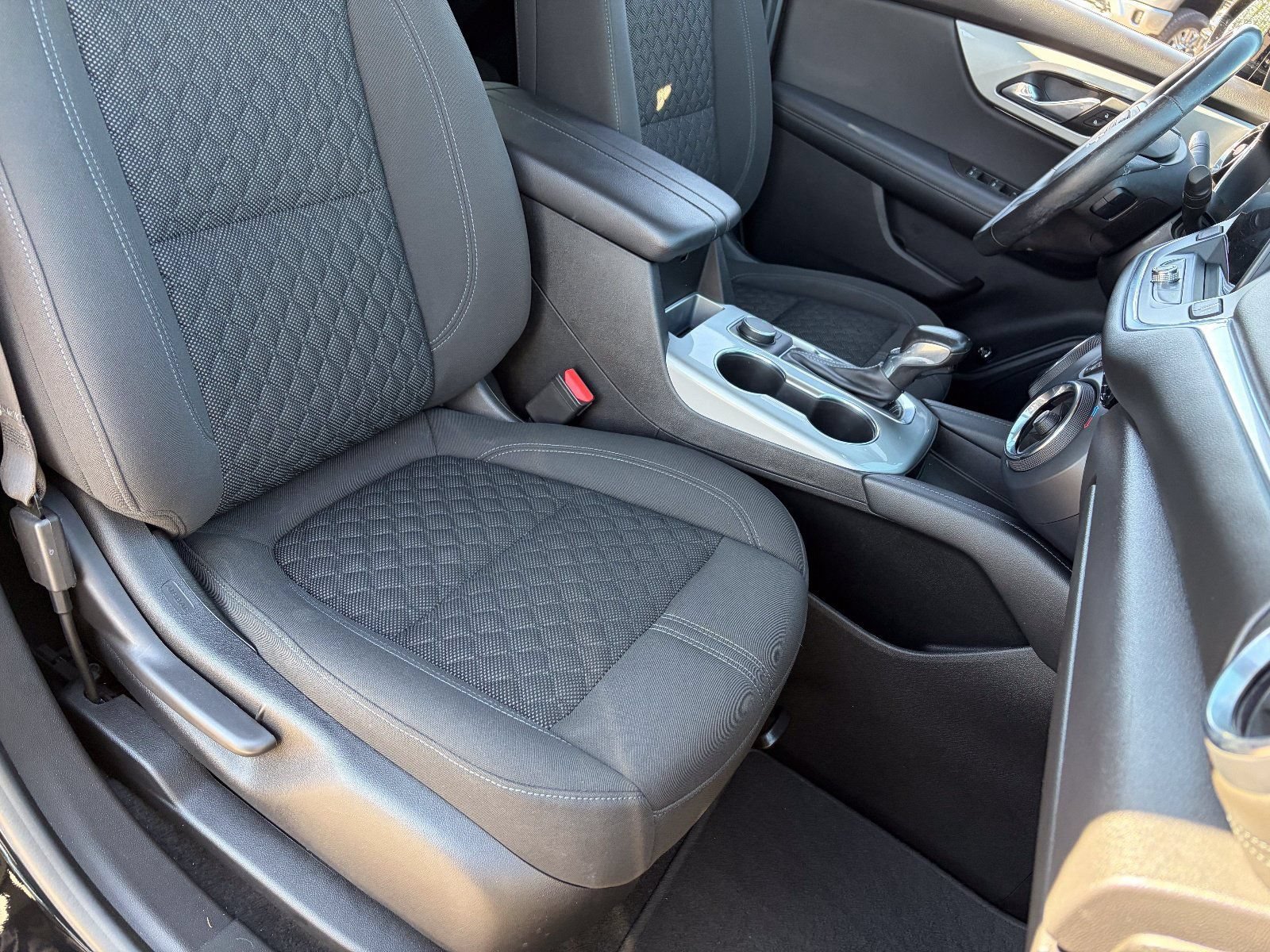 Certified 2019 Chevrolet Blazer LT FWD image 11