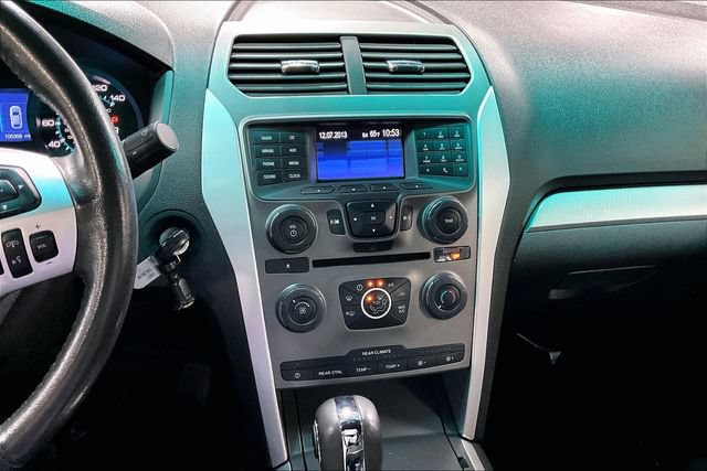 Used 2013 Ford Explorer XLT FWD image 4