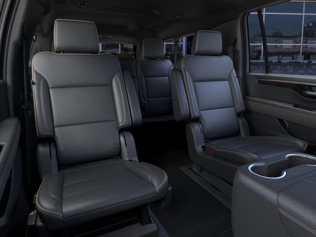 New 2026 Chevrolet Suburban Premier w/ Sun And Tow Package AWD/4WD image 17