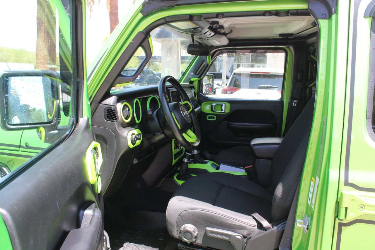 Used 2018 Jeep Wrangler Unlimited Sport S AWD/4WD image 15