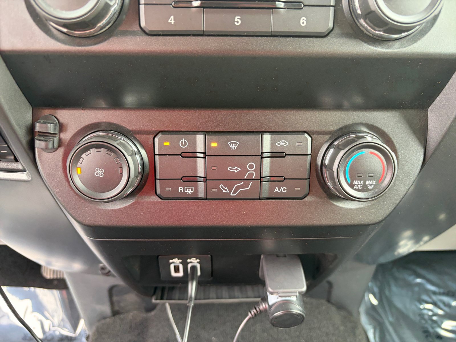 Used 2019 Ford F250 XLT w/ XLT Value Package AWD/4WD image 21
