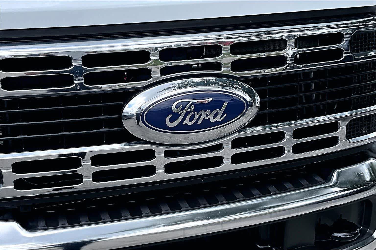 Used 2025 Ford F250 XLT AWD/4WD image 30