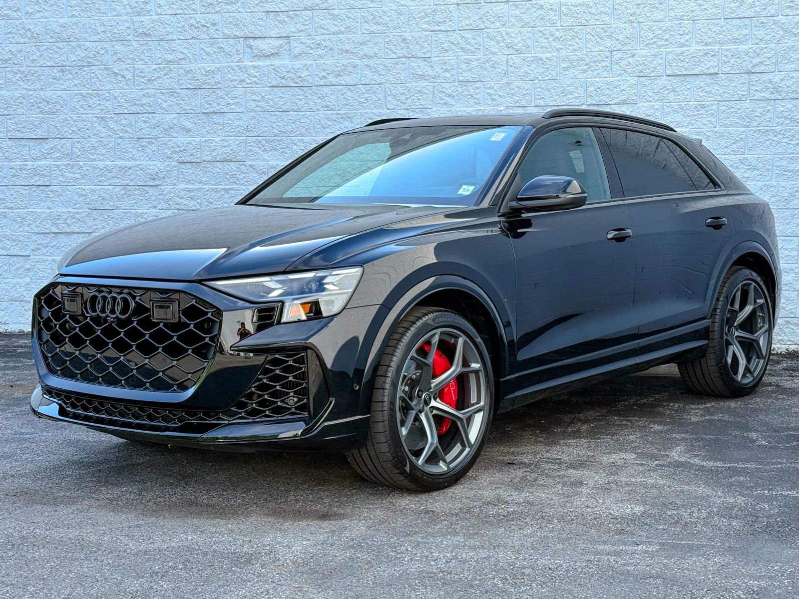 Used 2025 Audi RS Q8 performance AWD/4WD image 3