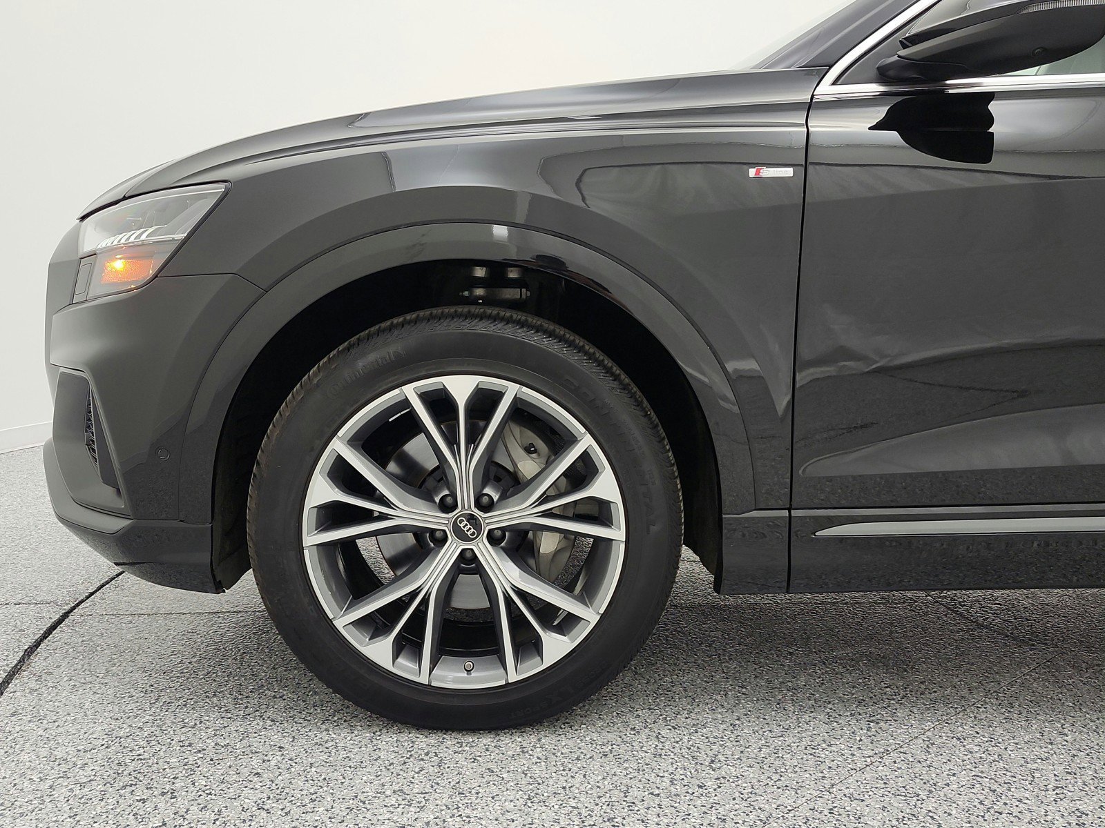Used 2023 Audi Q8 Premium Plus w/ Premium Plus Package AWD/4WD image 22