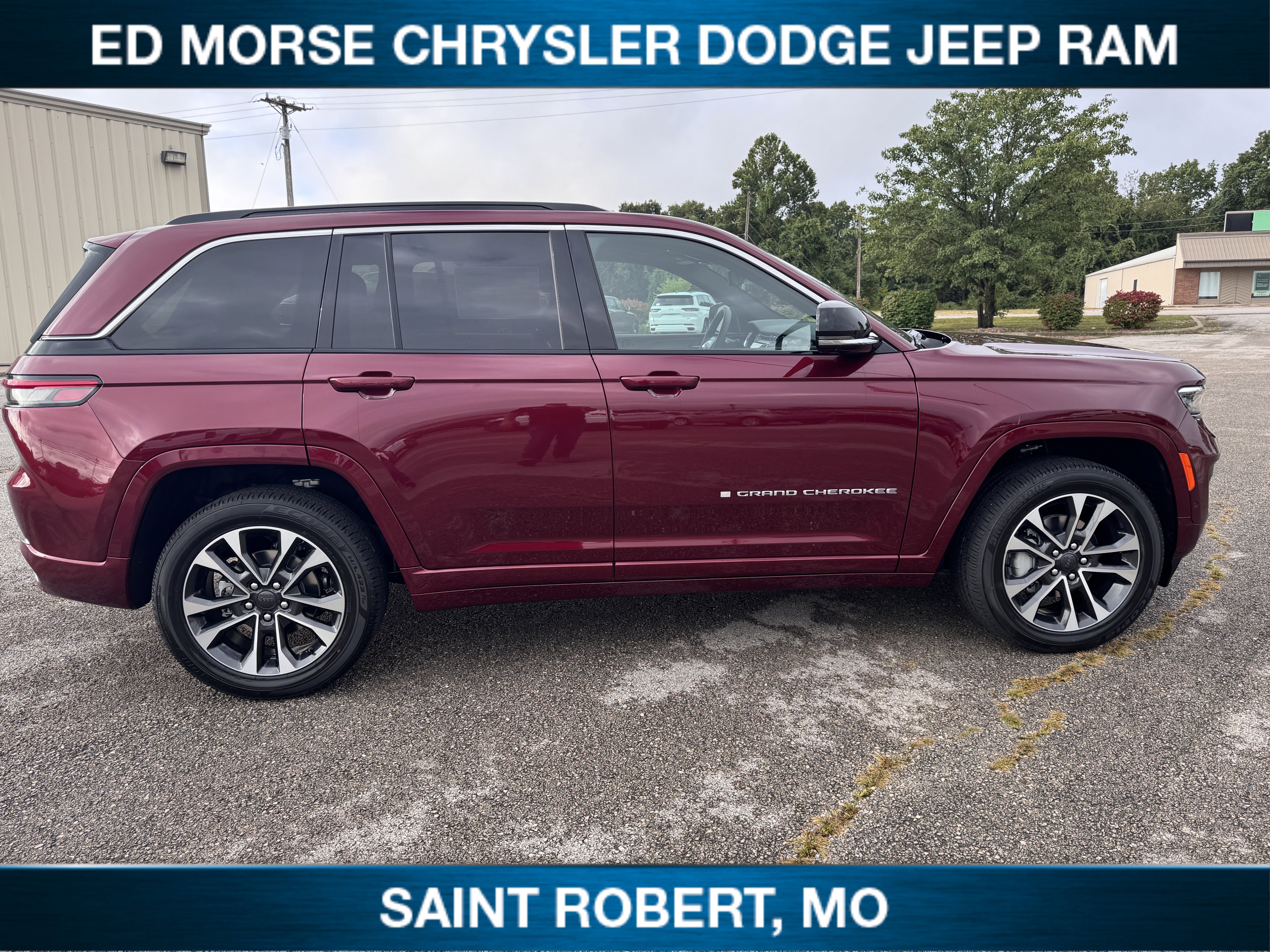 New 2025 Jeep Grand Cherokee Overland w/ Adv Protech Group III image 7