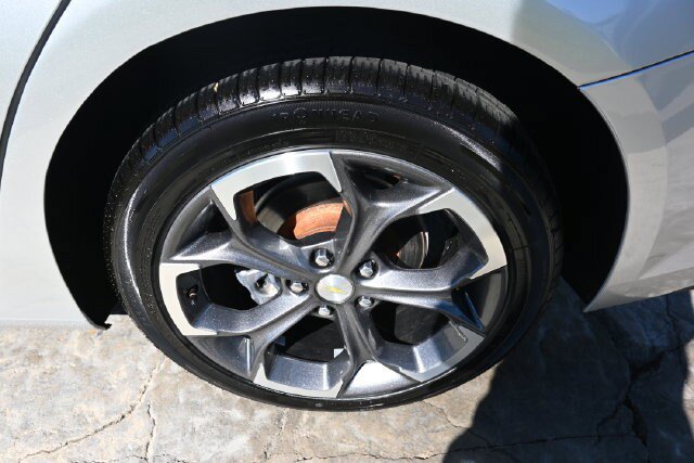 Used 2022 Chevrolet Malibu LT FWD image 13