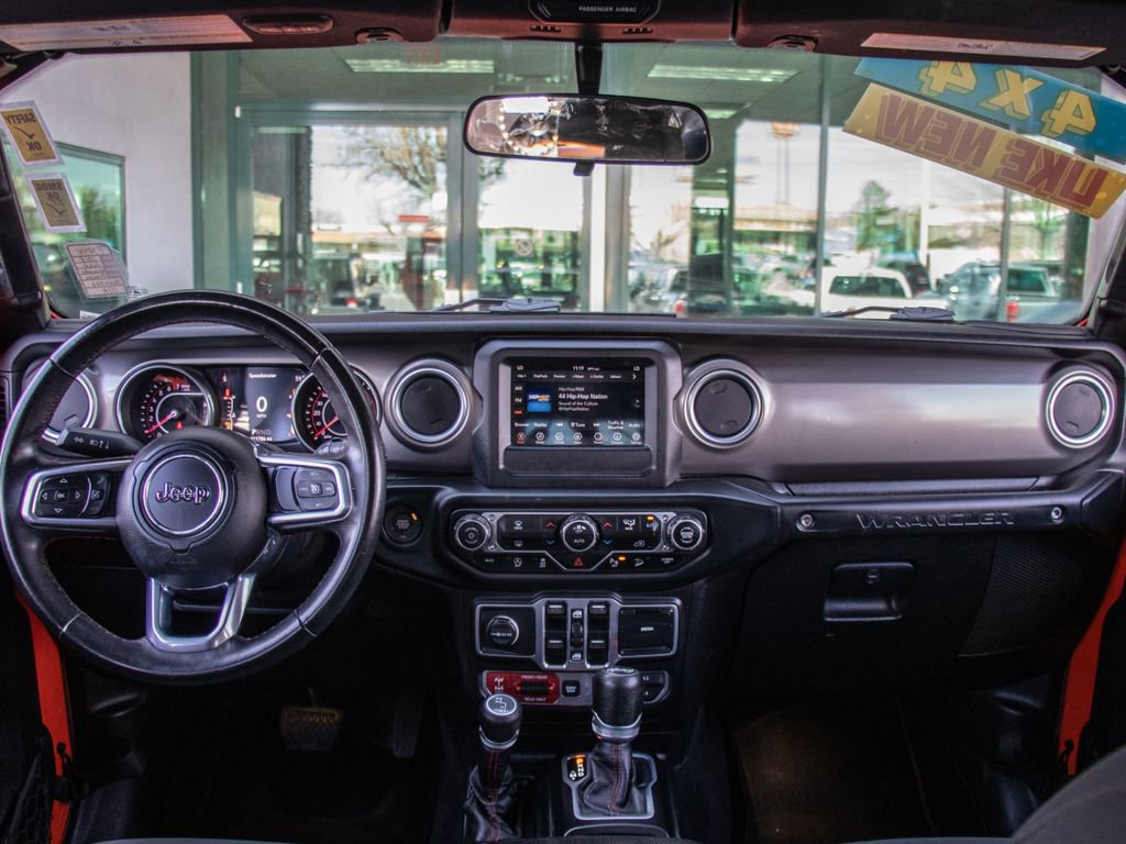 Used 2018 Jeep Wrangler Unlimited Rubicon w/ Safety Group AWD/4WD image 14