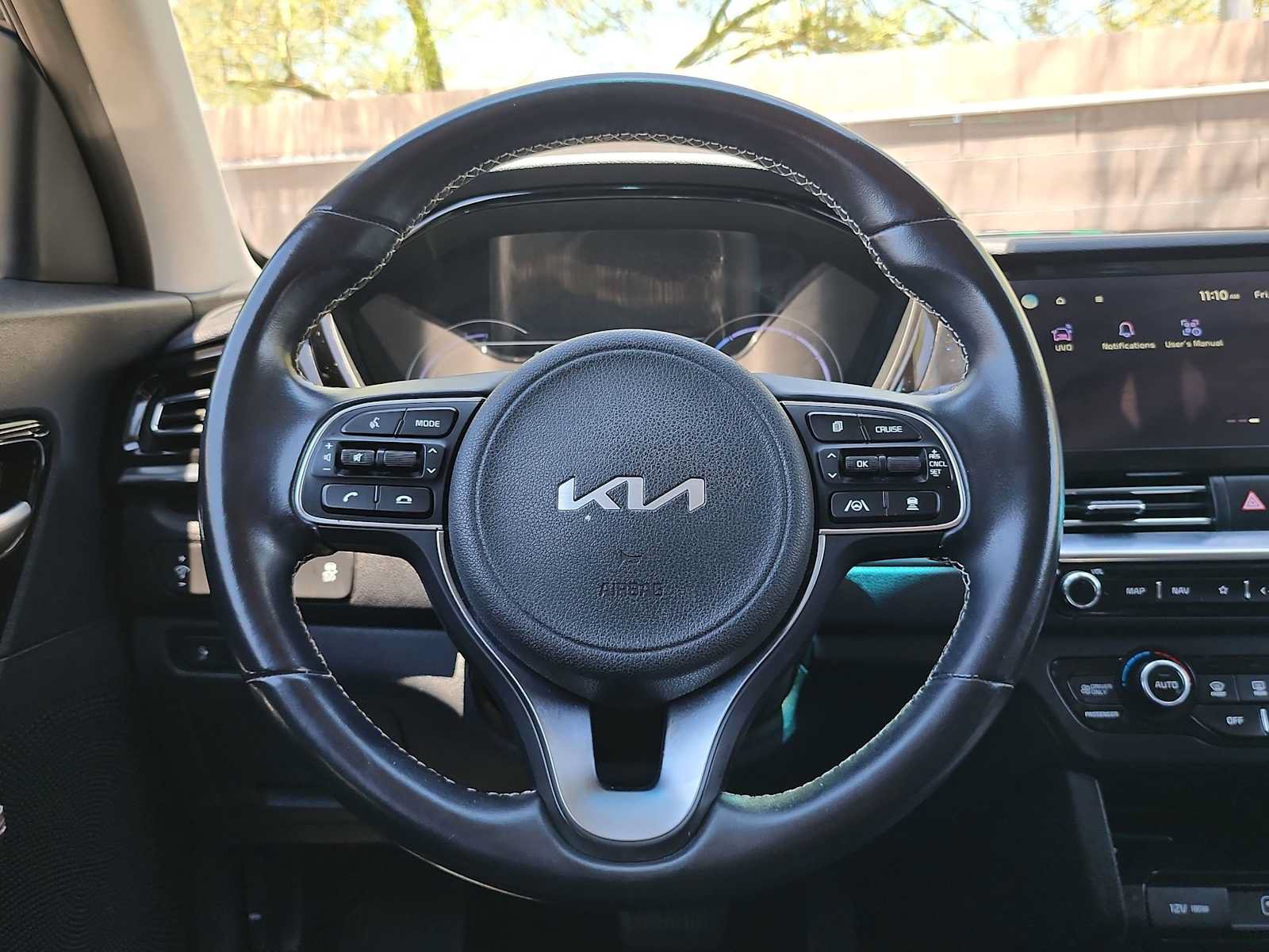 Used 2022 Kia Niro EX FWD image 19