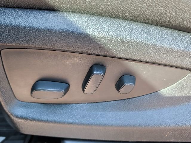Used 2018 Chevrolet Tahoe Premier image 17