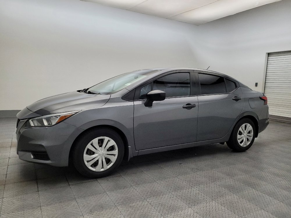 Used 2020 Nissan Versa S image 2