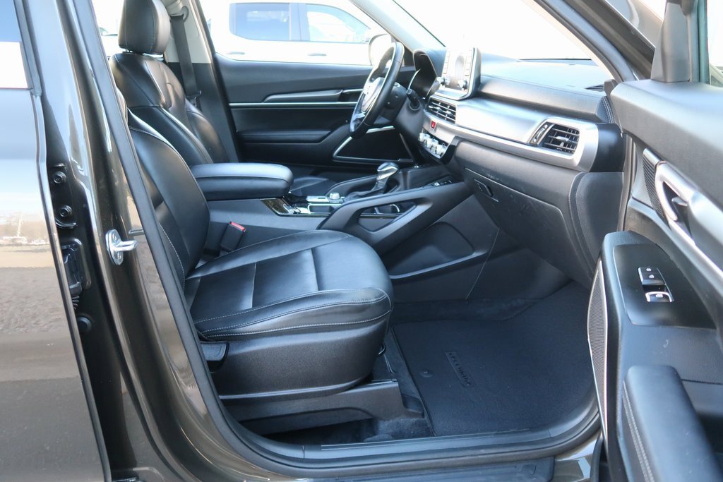 Used 2021 Kia Telluride S image 37