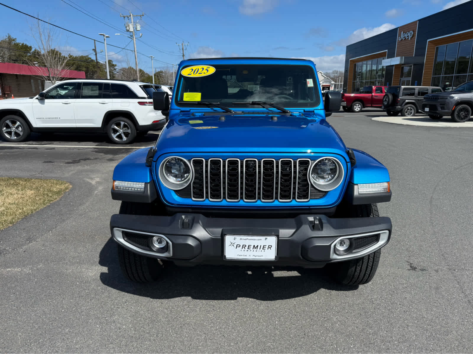 Used 2025 Jeep Wrangler Sahara w/ Safety Group image 3