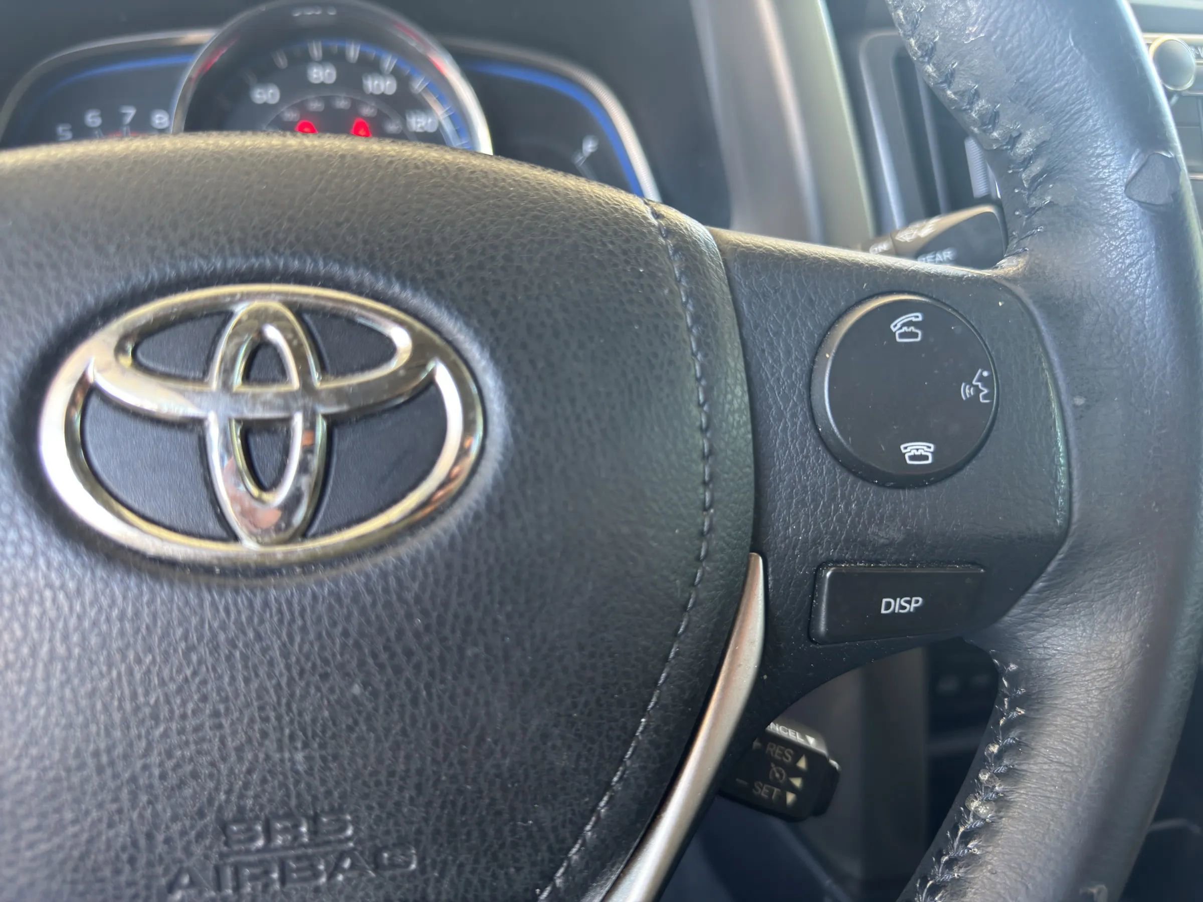 Used 2015 Toyota RAV4 Limited FWD image 37