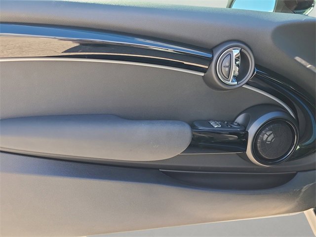 Used 2024 MINI Cooper SE image 12