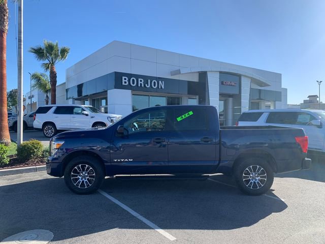 Used 2022 Nissan Titan SV AWD/4WD image 1