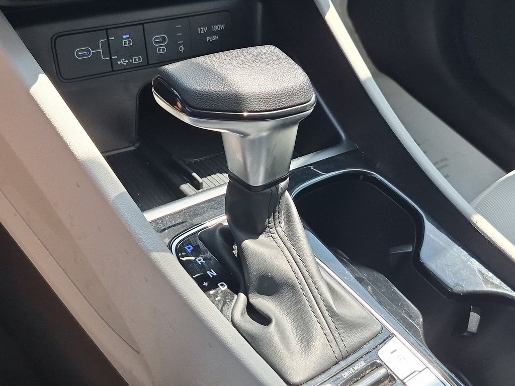 Used 2025 Hyundai Tucson SEL FWD image 25