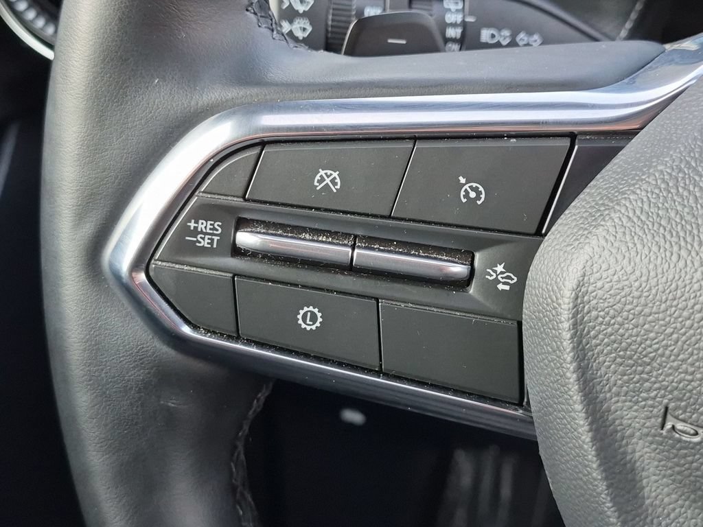 Used 2026 Chevrolet Equinox LT AWD/4WD image 18