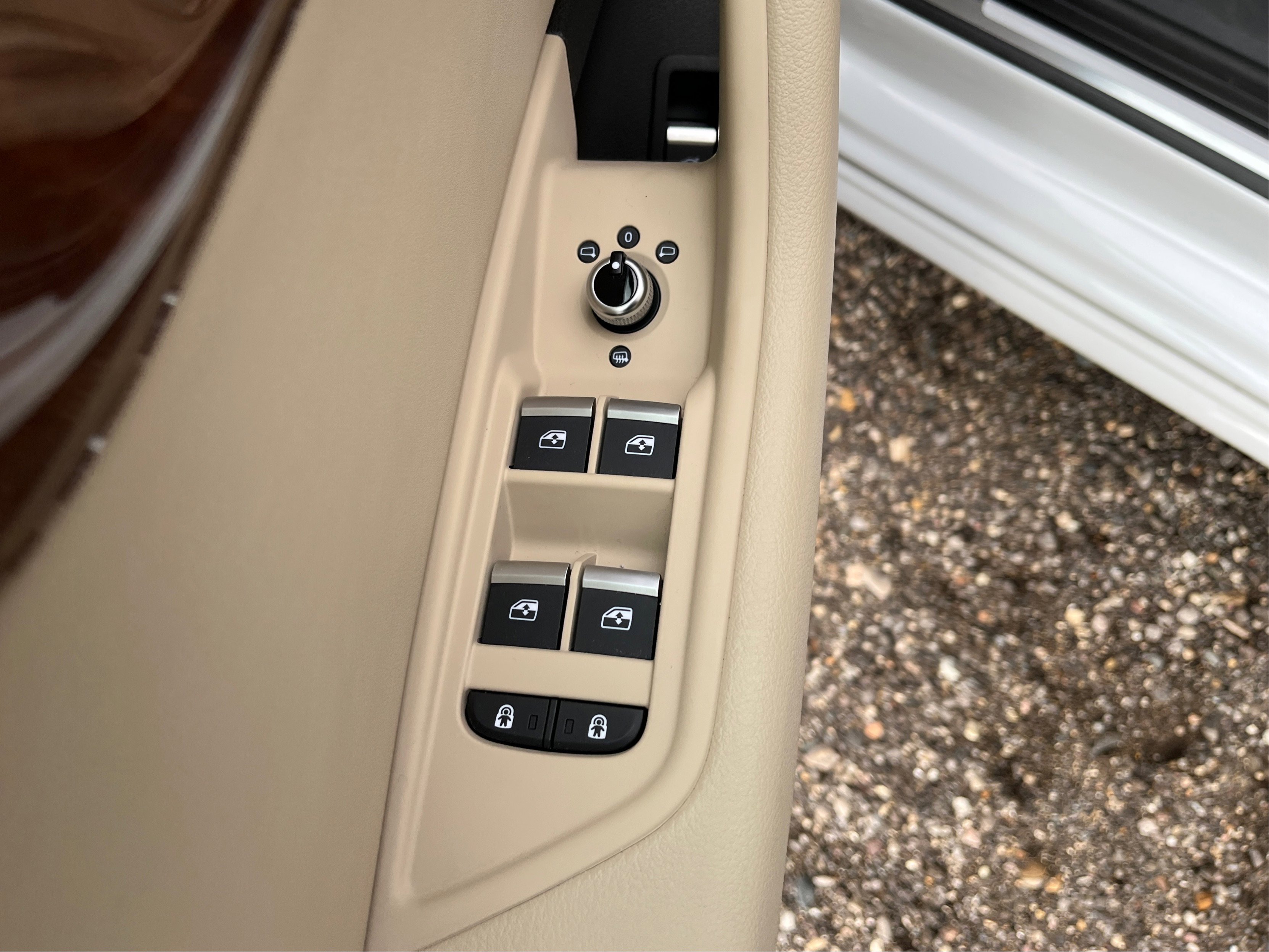 Used 2022 Audi A4 2.0T Premium w/ Convenience Package image 48