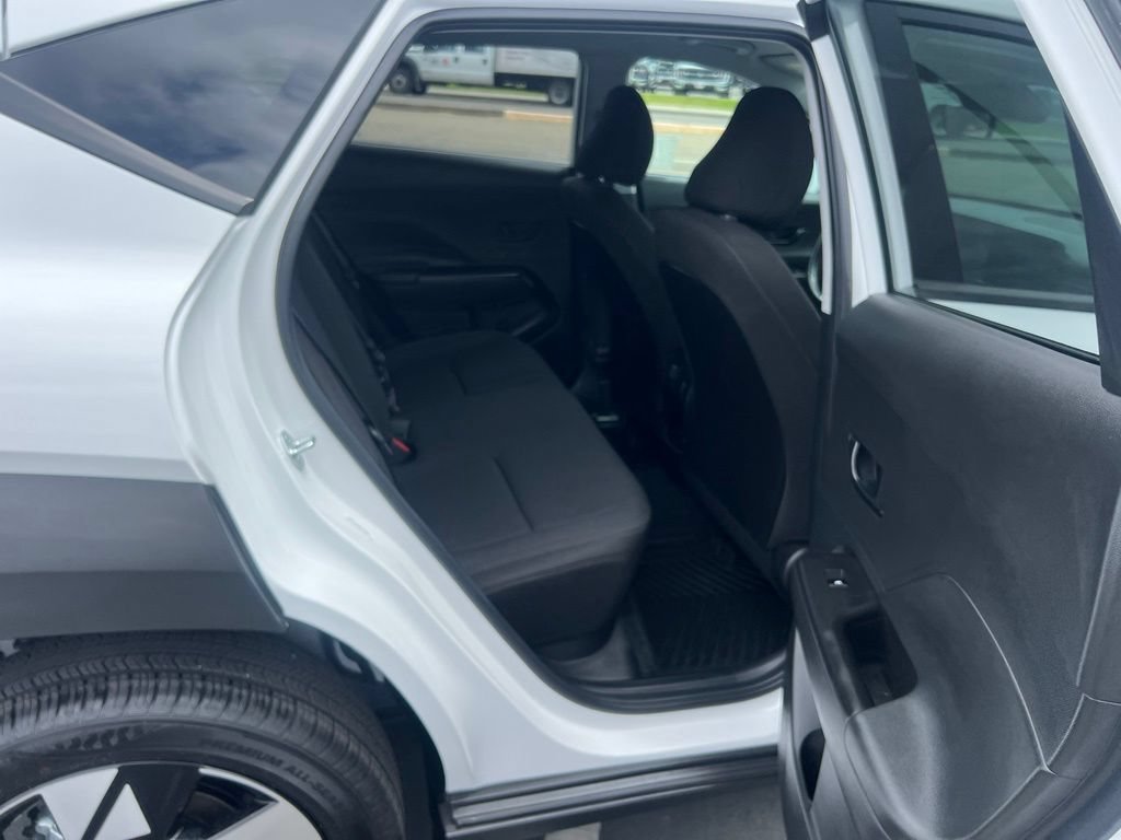 Used 2025 Hyundai Kona SEL AWD/4WD image 39