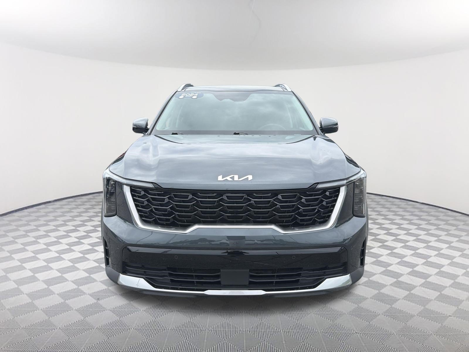Used 2024 Kia Sorento S w/ Panoramic Sunroof Package FWD image 9